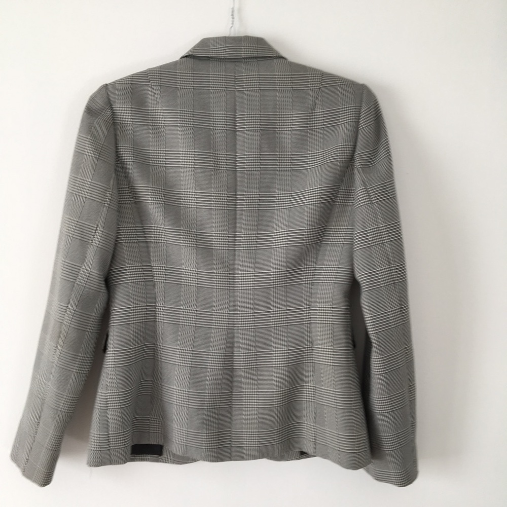 JONES WEAR Essential  NEW plaid blazer - Picture 6 of 7